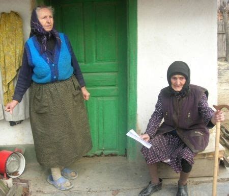 pizda|Femei complet goale in pizda goala mature din romania.
